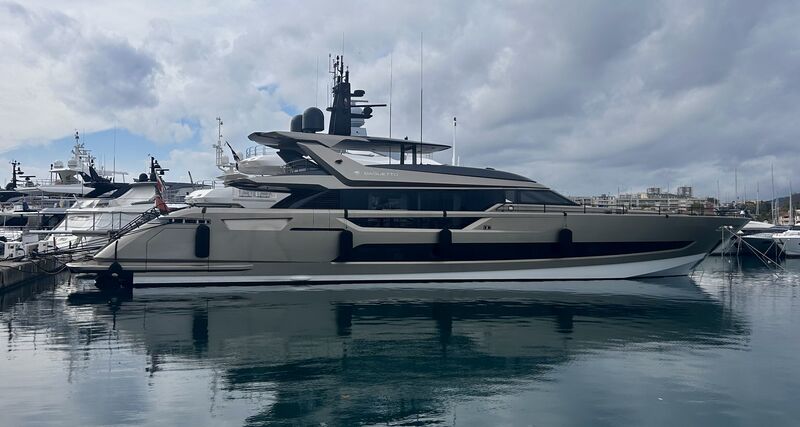 Thumbnail for /yacht-news/superyacht-francesca-ii-docked-in-antibes