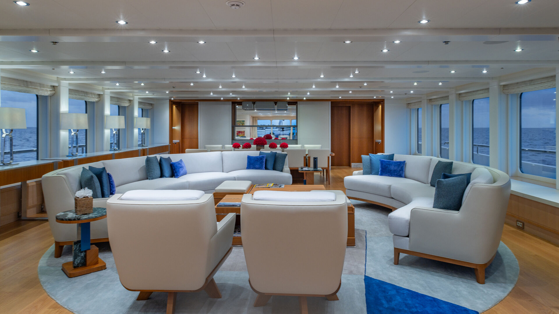Netanya 8 yacht saloon