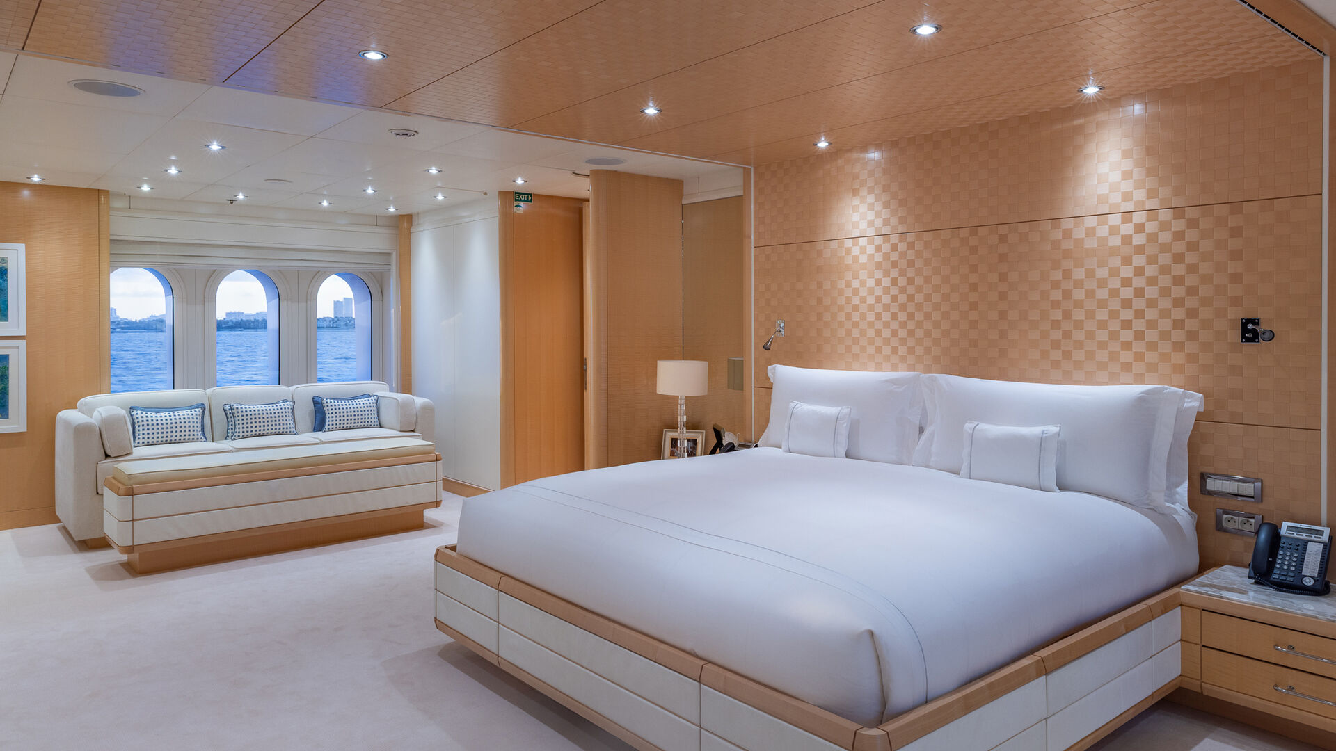 Netanya 8 yacht stateroom