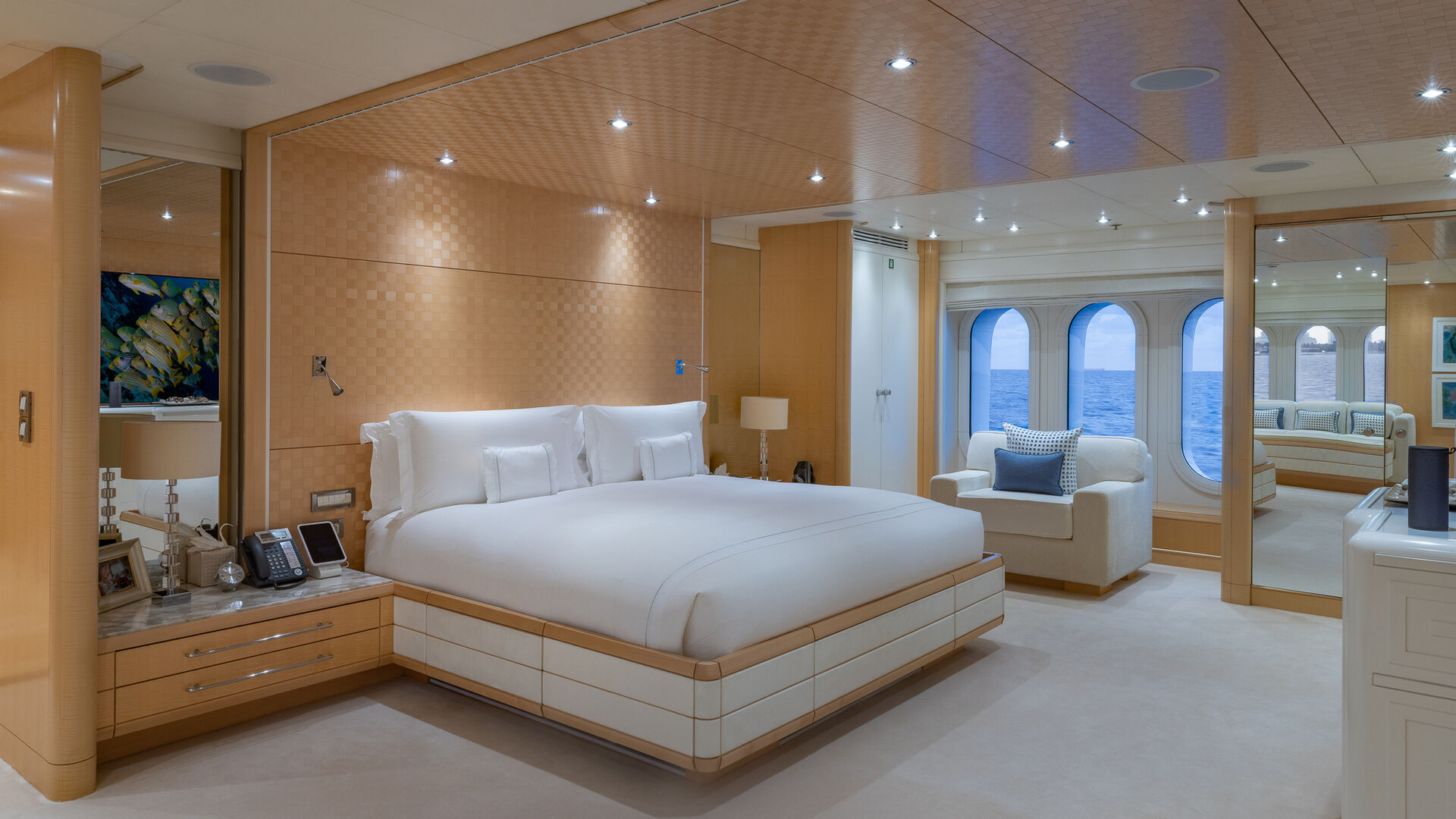 Netanya 8 yacht stateroom