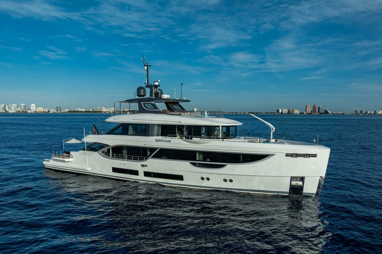 Kings Lair yacht cruising