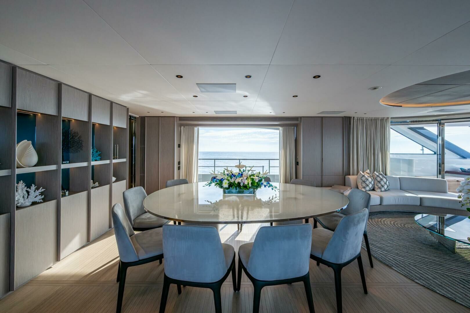 Kings Lair yacht dining