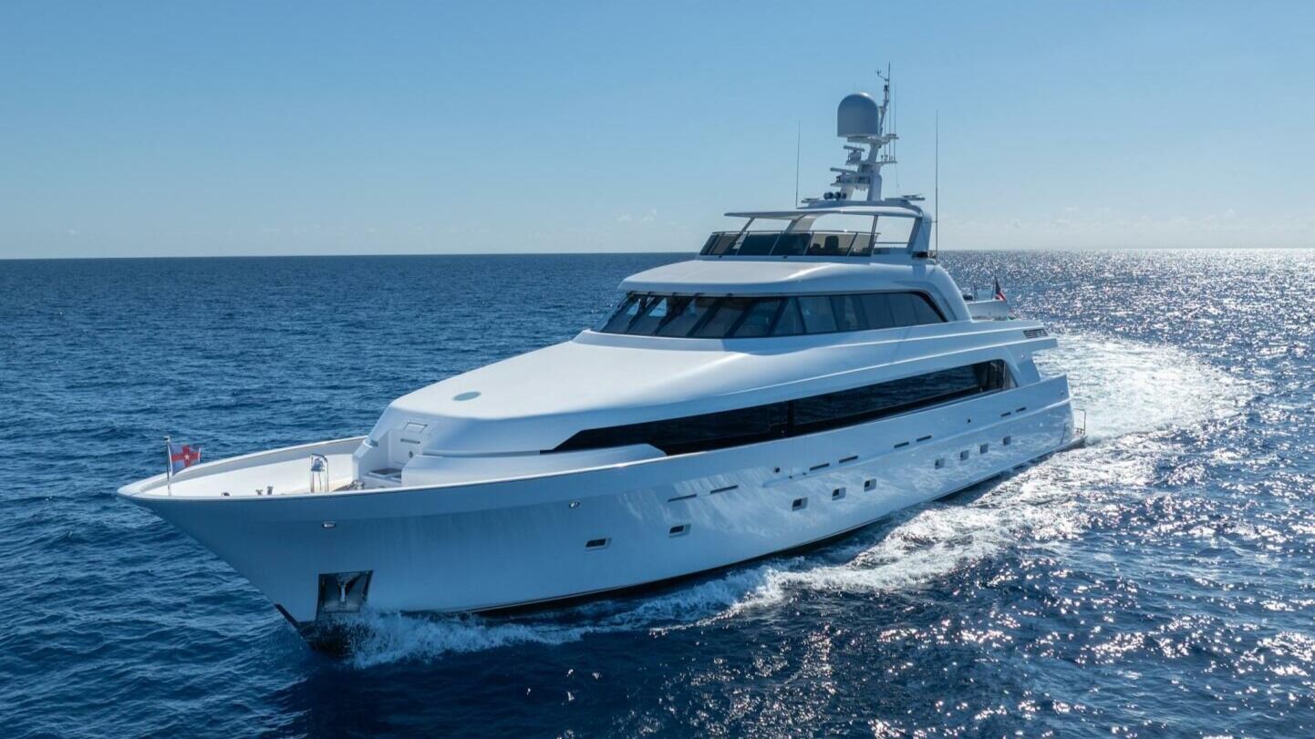 Ruffian yacht cruising 