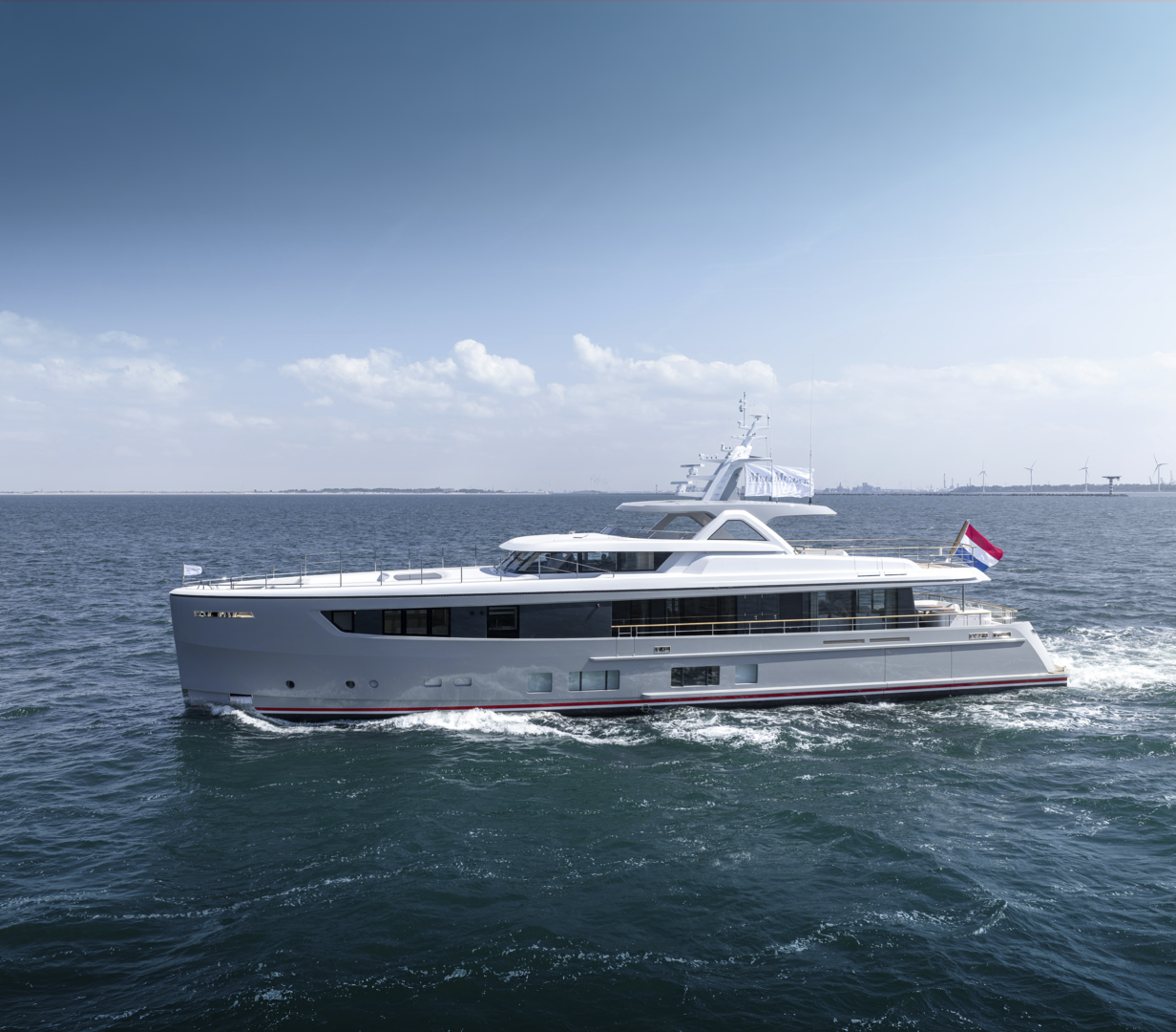 Ninth 36m Mulder ThirtySix yacht on sea trials