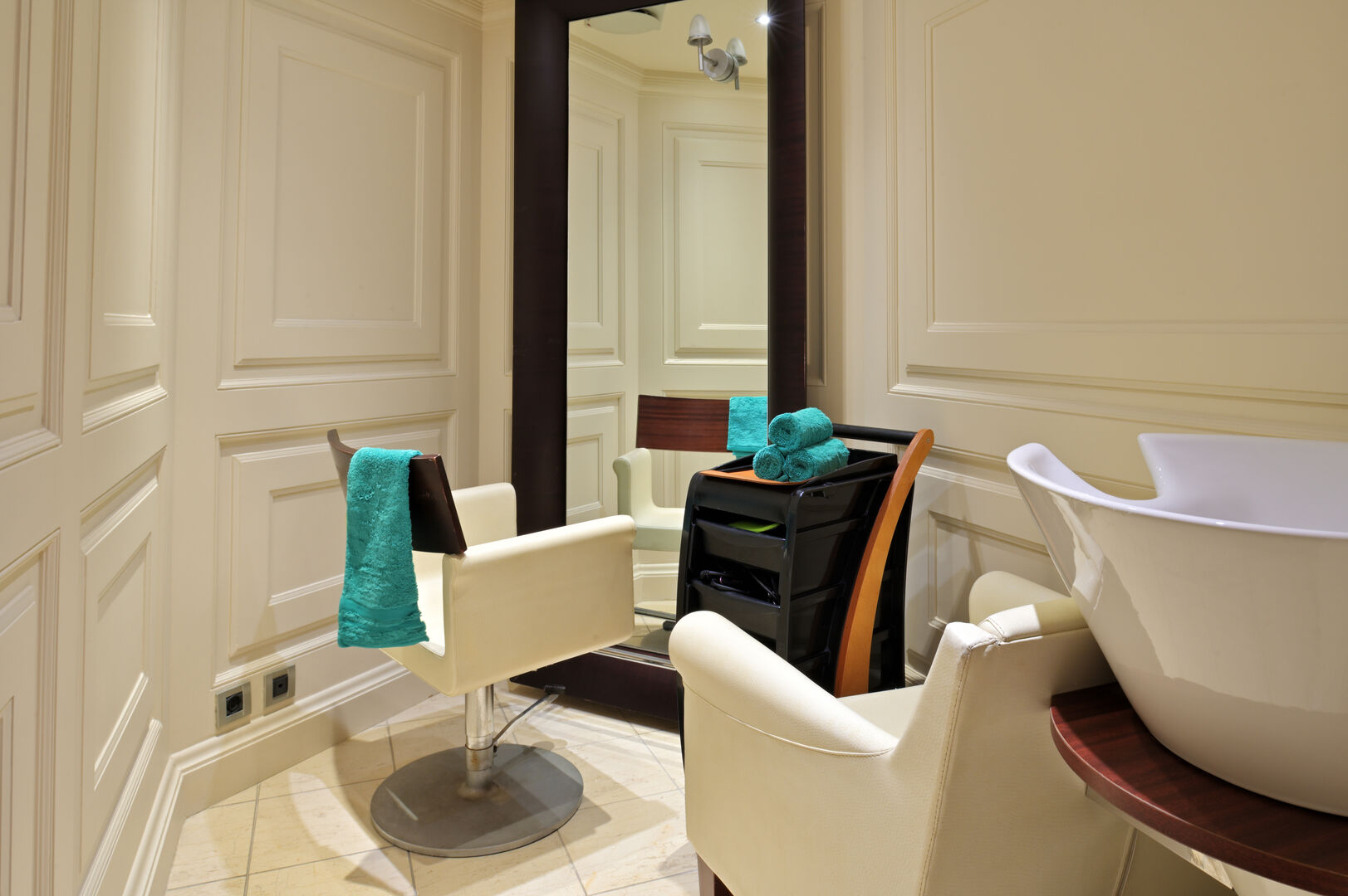 Christina O yacht spa 