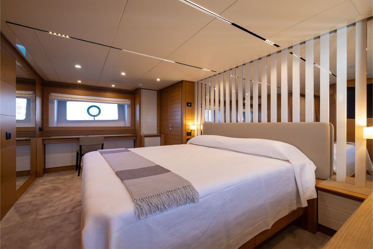 Mai Dire Mai yacht stateroom