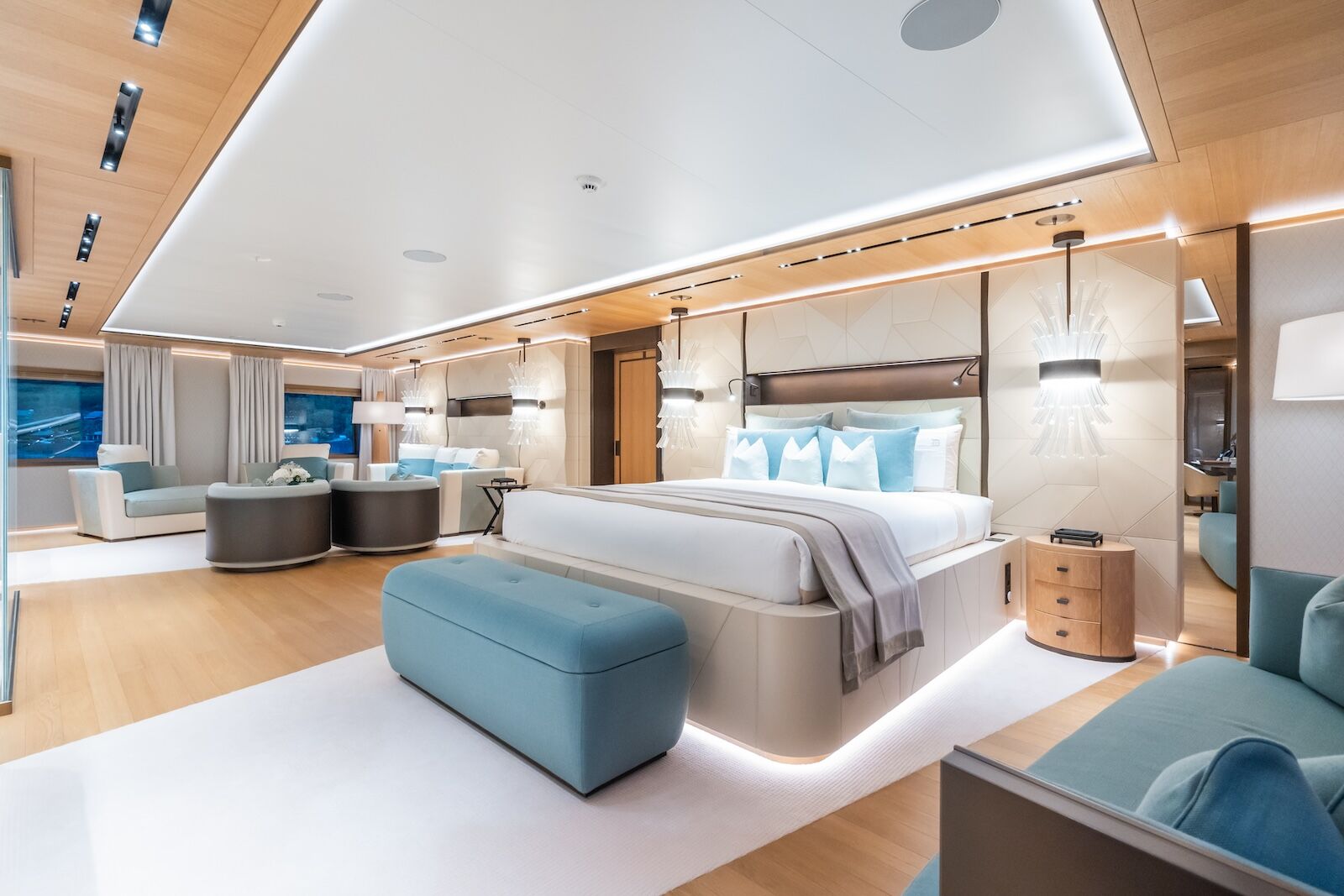 La Datcha yacht stateroom