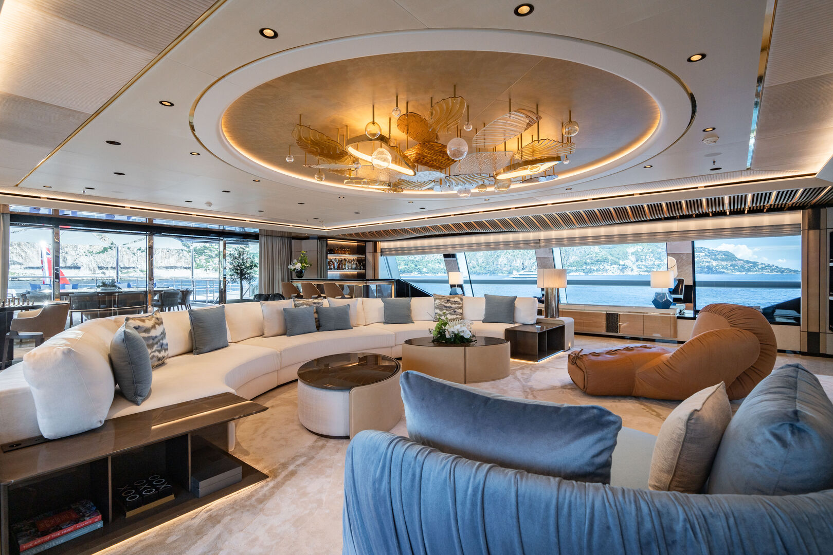Malia yacht saloon