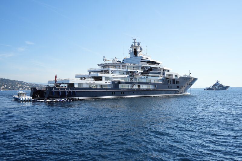 Thumbnail for /yacht-news/superyachts-multiverse-and-andromeda-lerins-islands