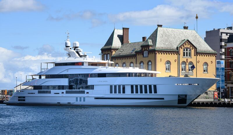 Thumbnail for /yacht-news/admiral-yacht-life-saga-in-norway