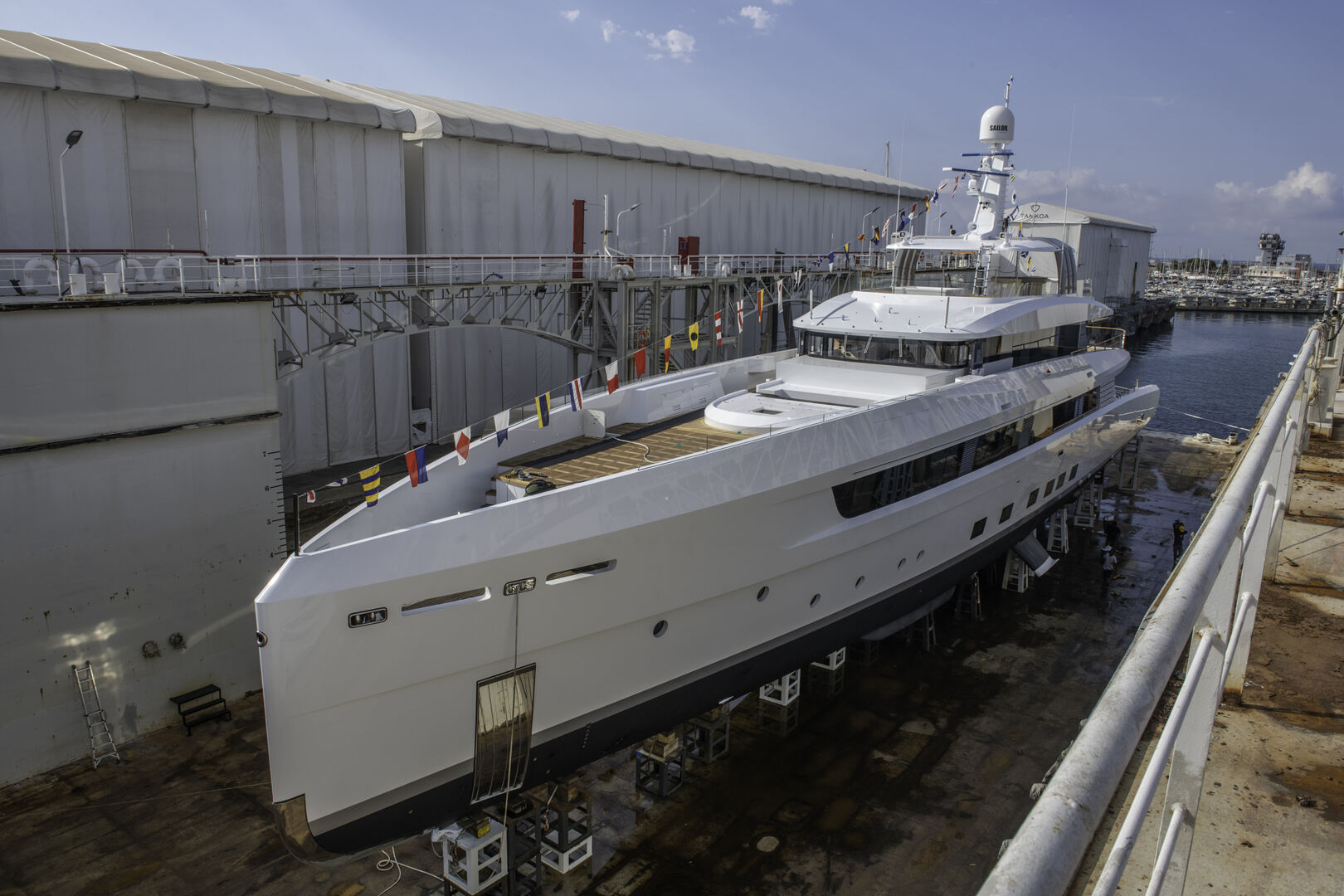 52m Hybrid Tankoa T52 Vitruvius yacht Spirit launched