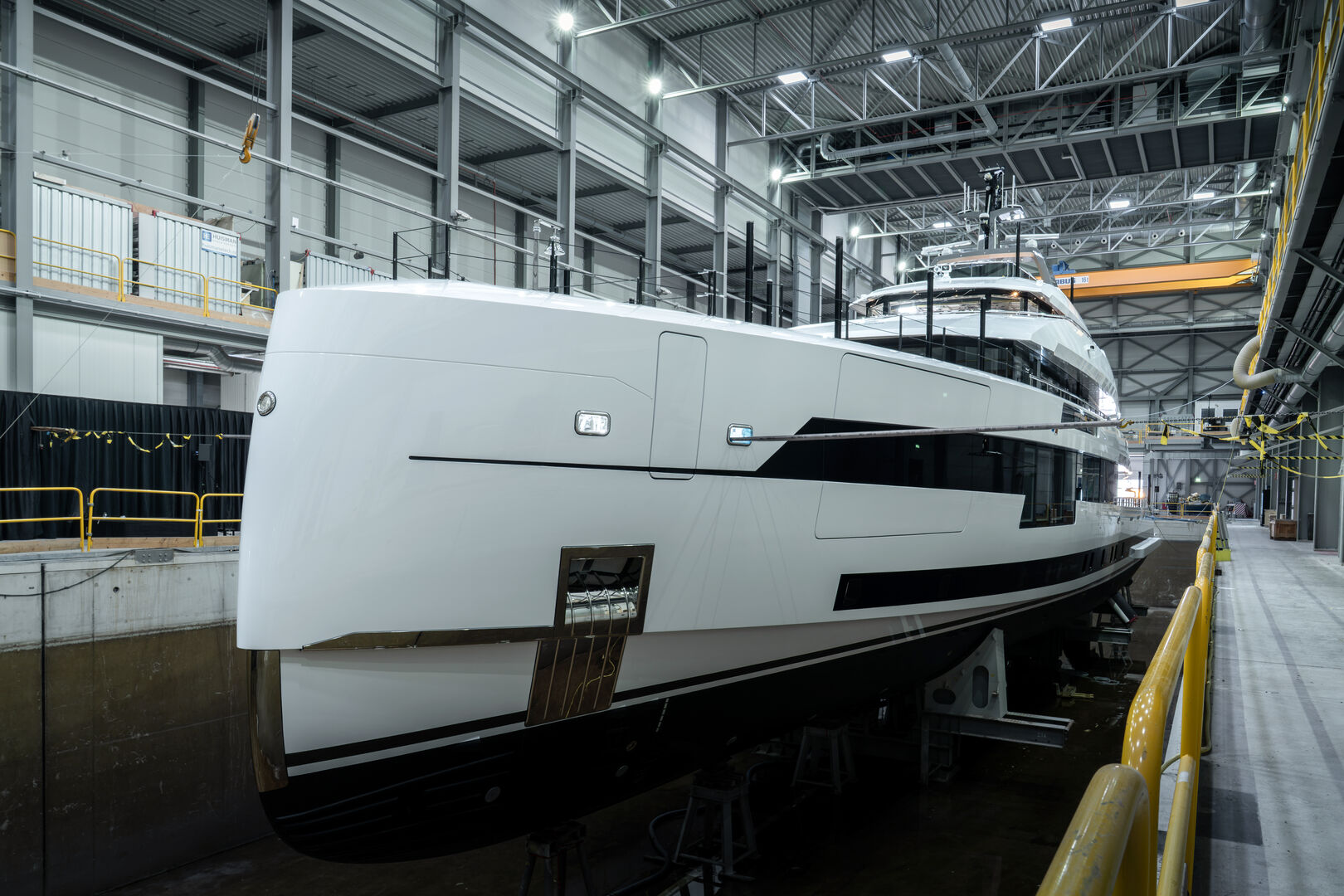 57m full-custom Heesen yacht Project Setteesettanta launched