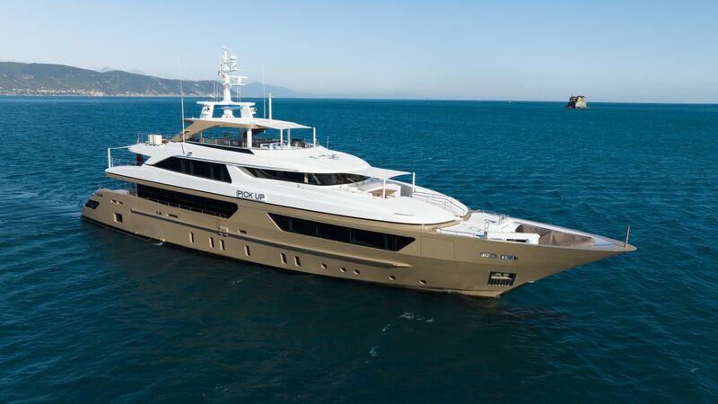 First images of 44m Sanlorenzo 44 X-Space superyacht La La Land