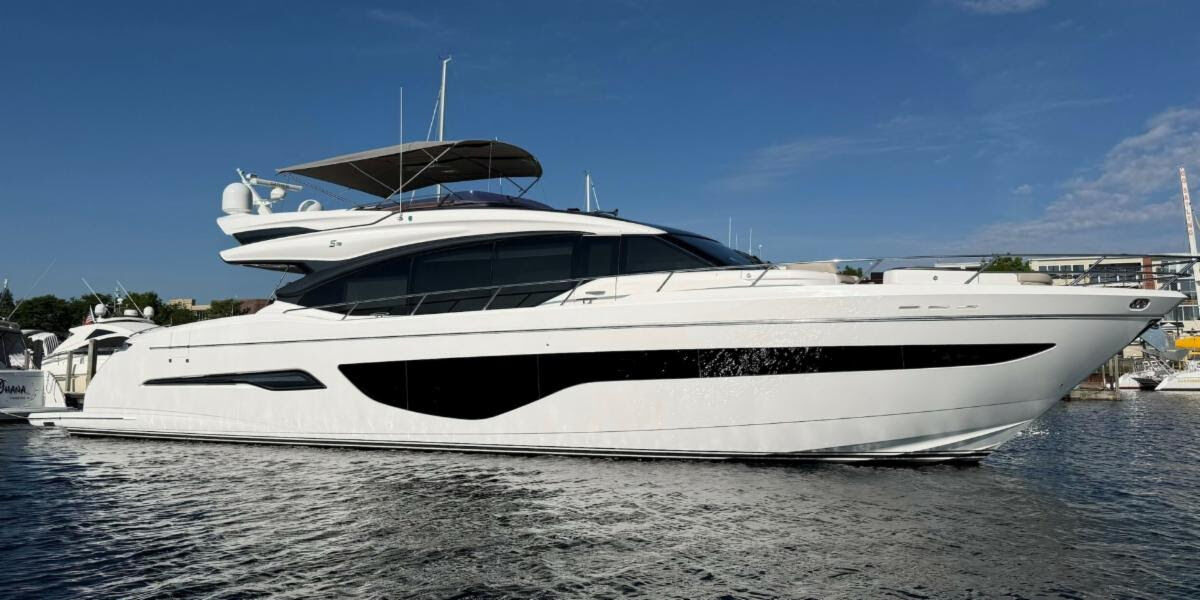 24m Princess yacht Calm Down sold after one month