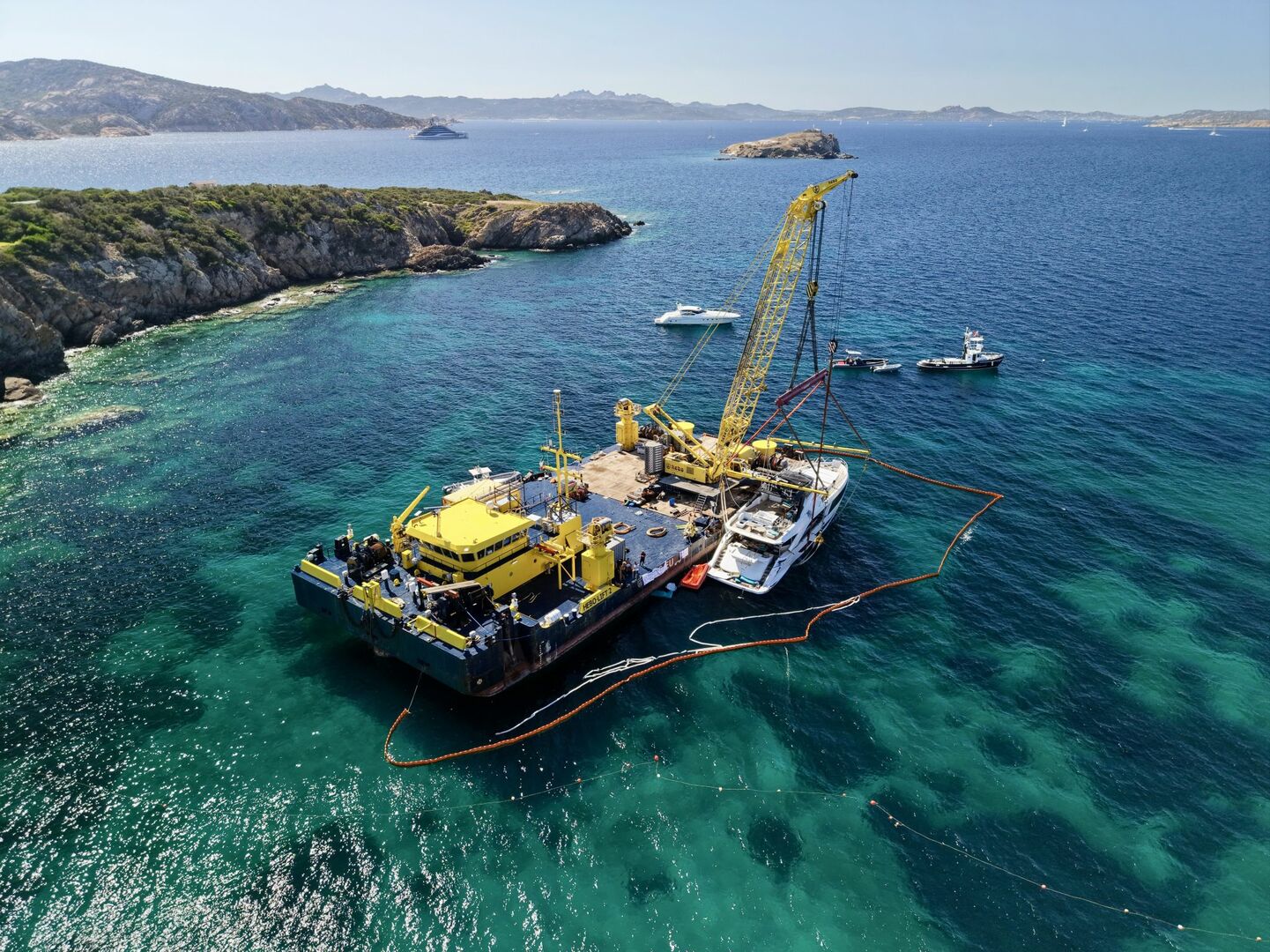 30m Amer yacht Angiola salvaged following sinking off Porto Cervo, Sardinia