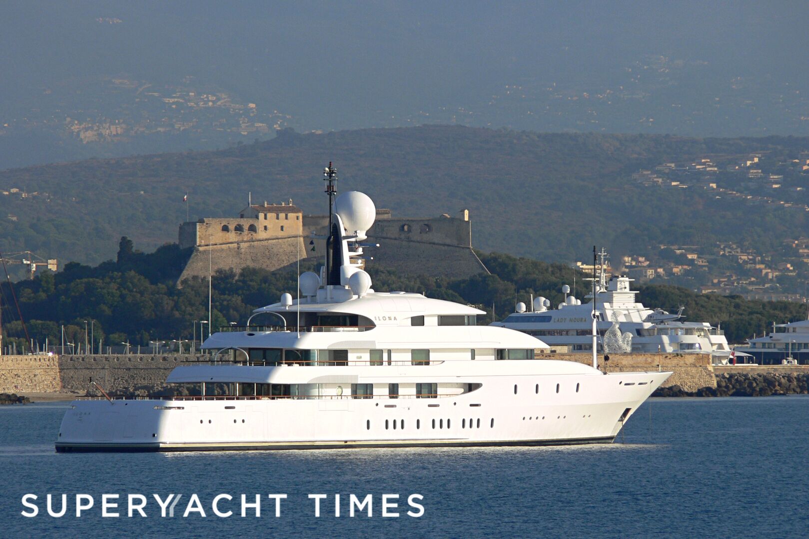 Ilona in Antibes