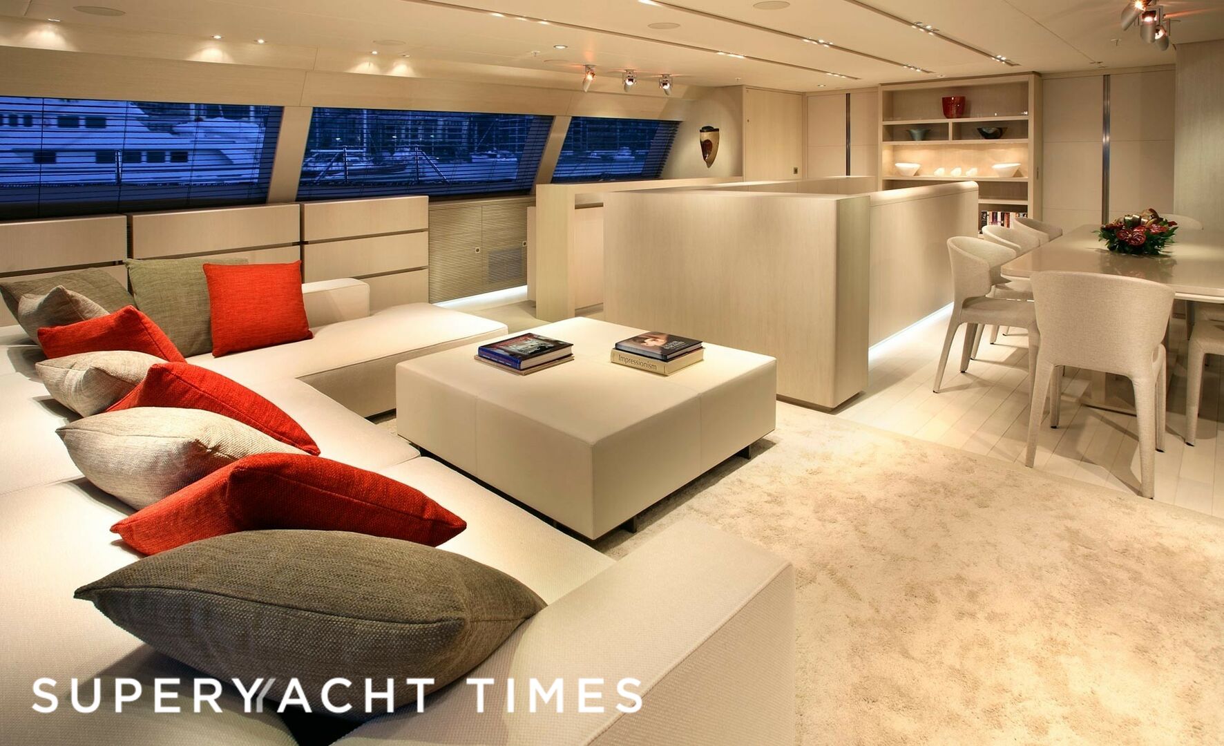 Sailing yacht Red Dragon saloon