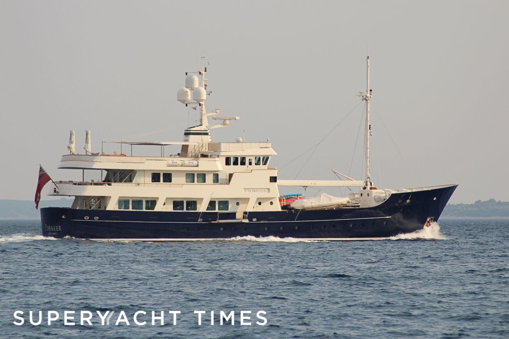 Pioneer yacht cruising off Trogir