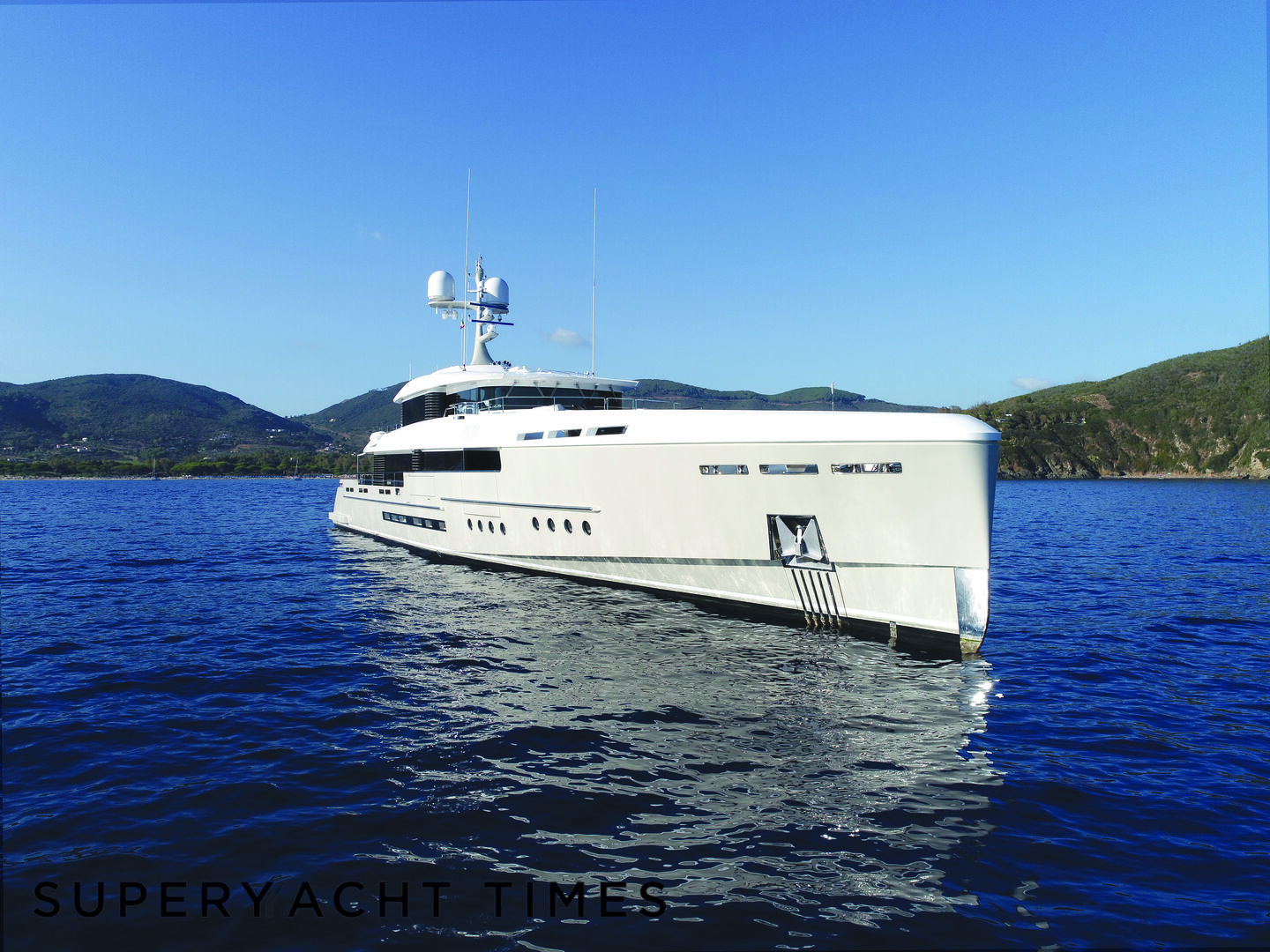 Endeavour II anchored