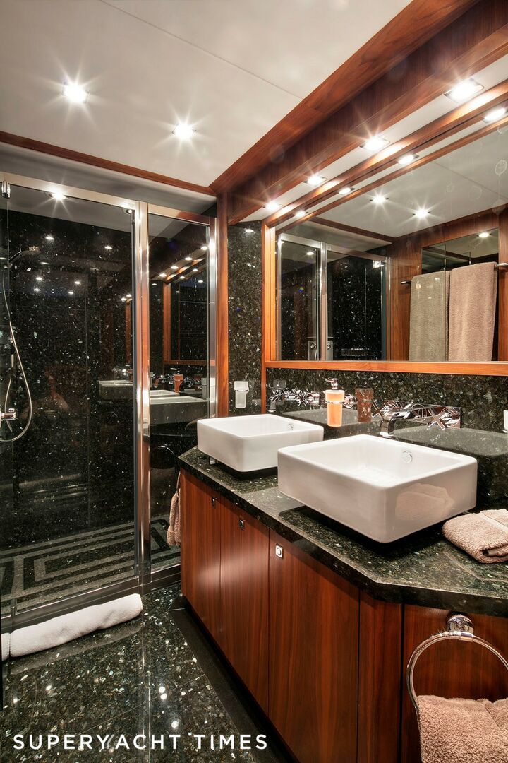 Devocean bathroom