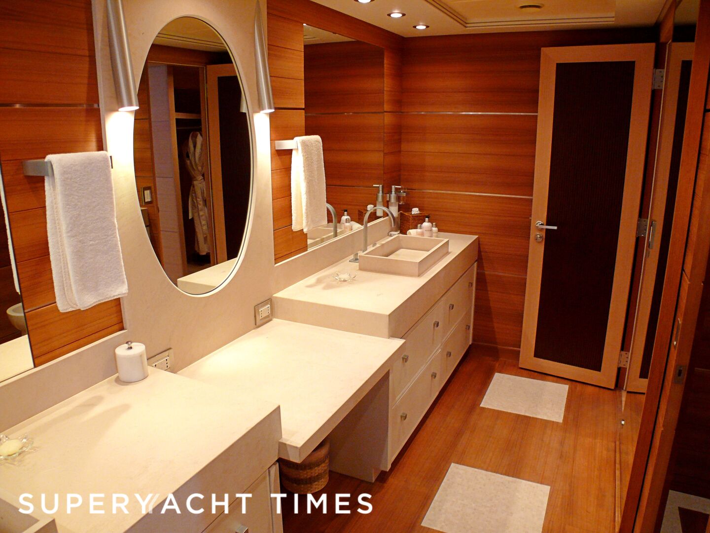 Waverunner bathroom