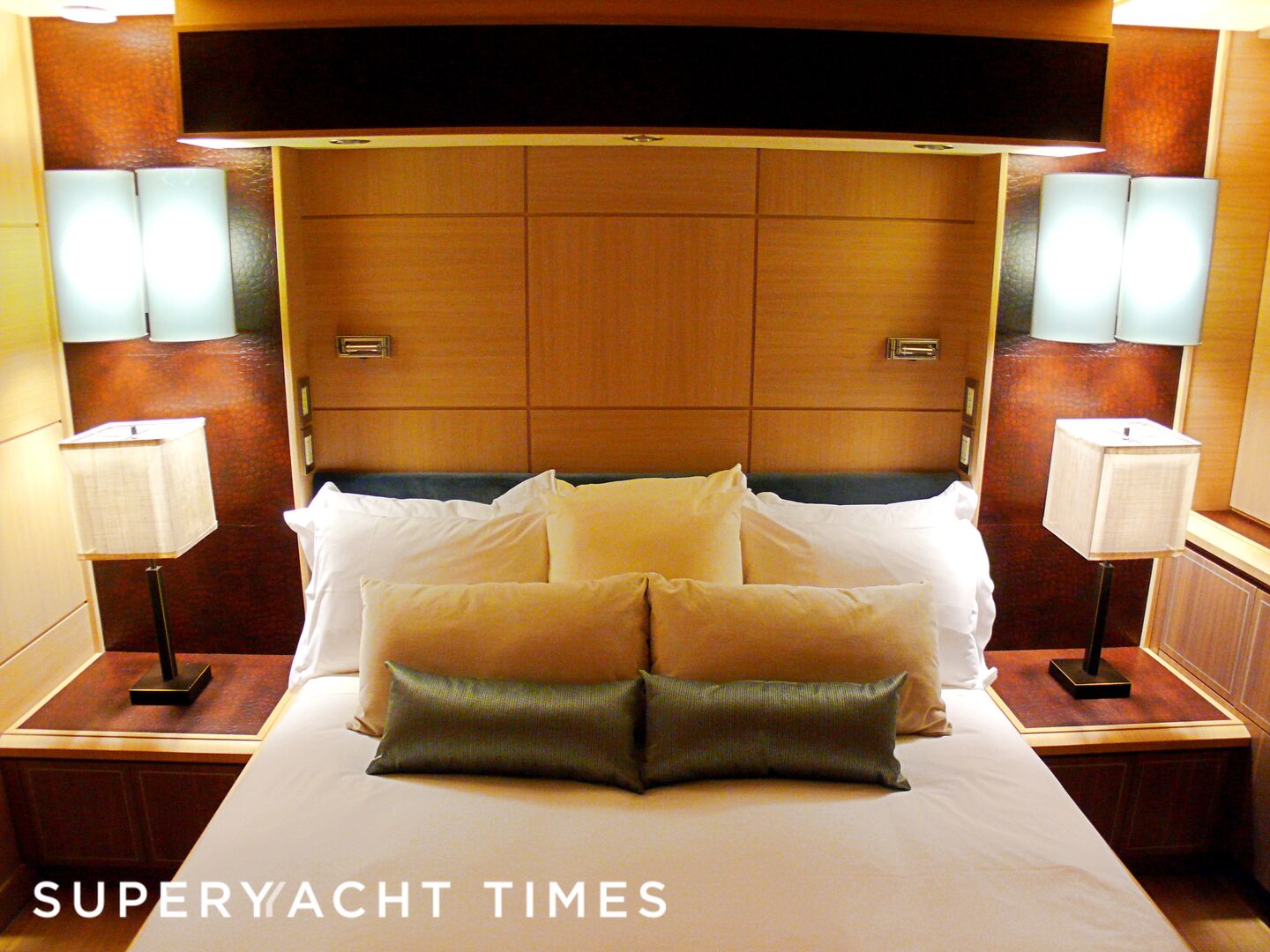 Waverunner stateroom
