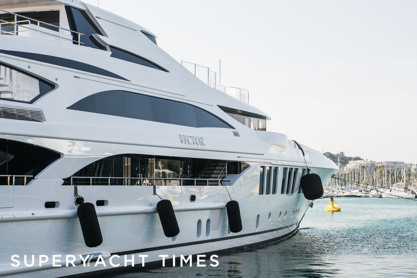 Vector in Antibes
