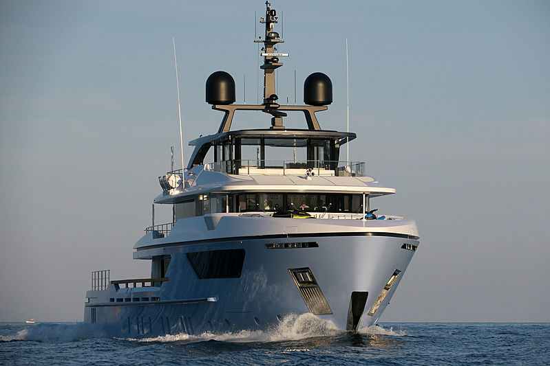 Ocean Dreamwalker III cruising