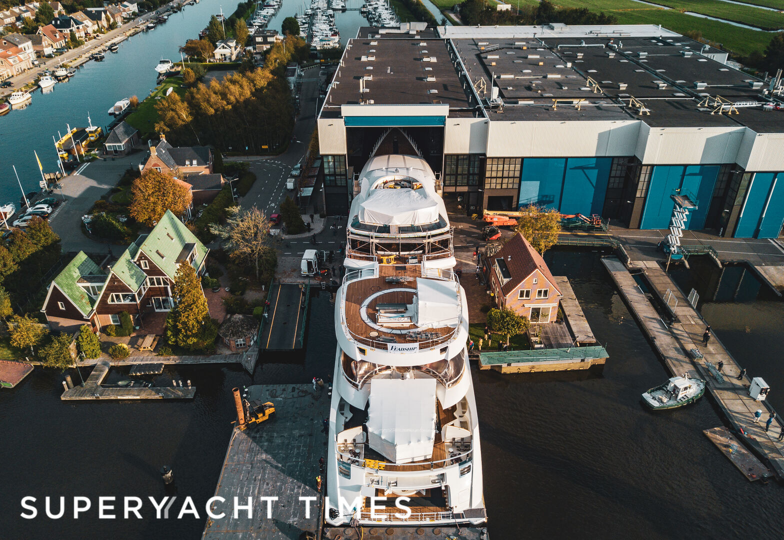 Feadship motor yacht Project 814 launch