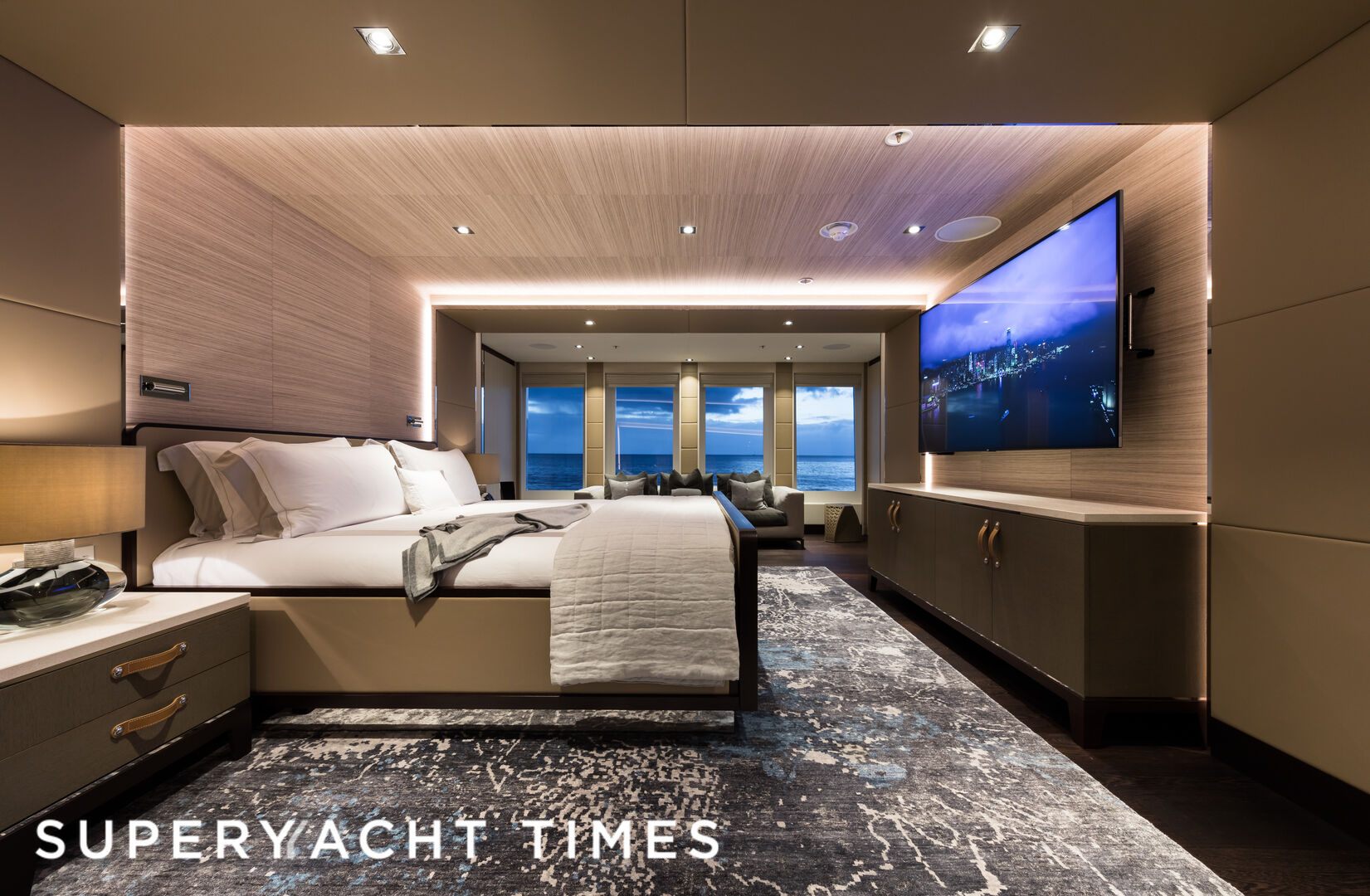 Laurentia motor yacht by Heesen Yachts