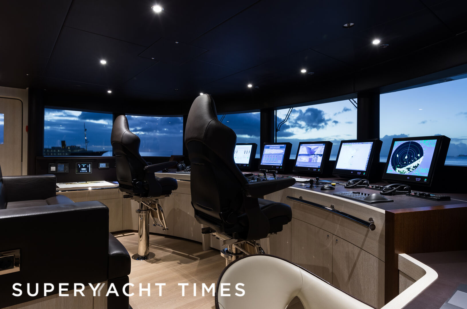 Laurentia motor yacht by Heesen Yachts