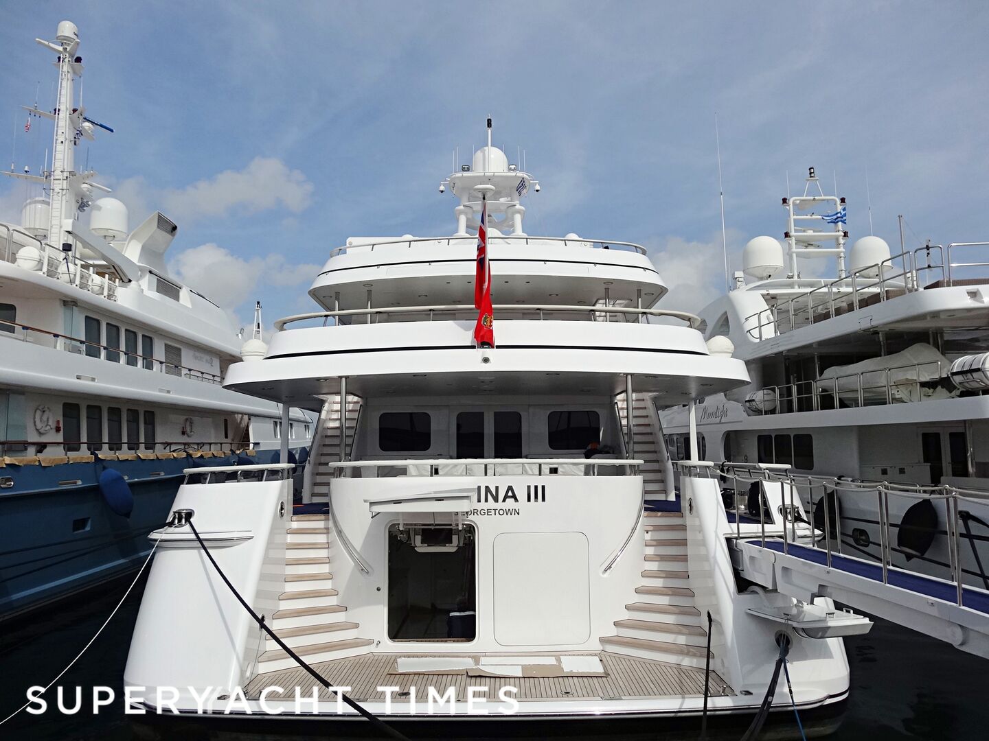 Athina III in Athens 