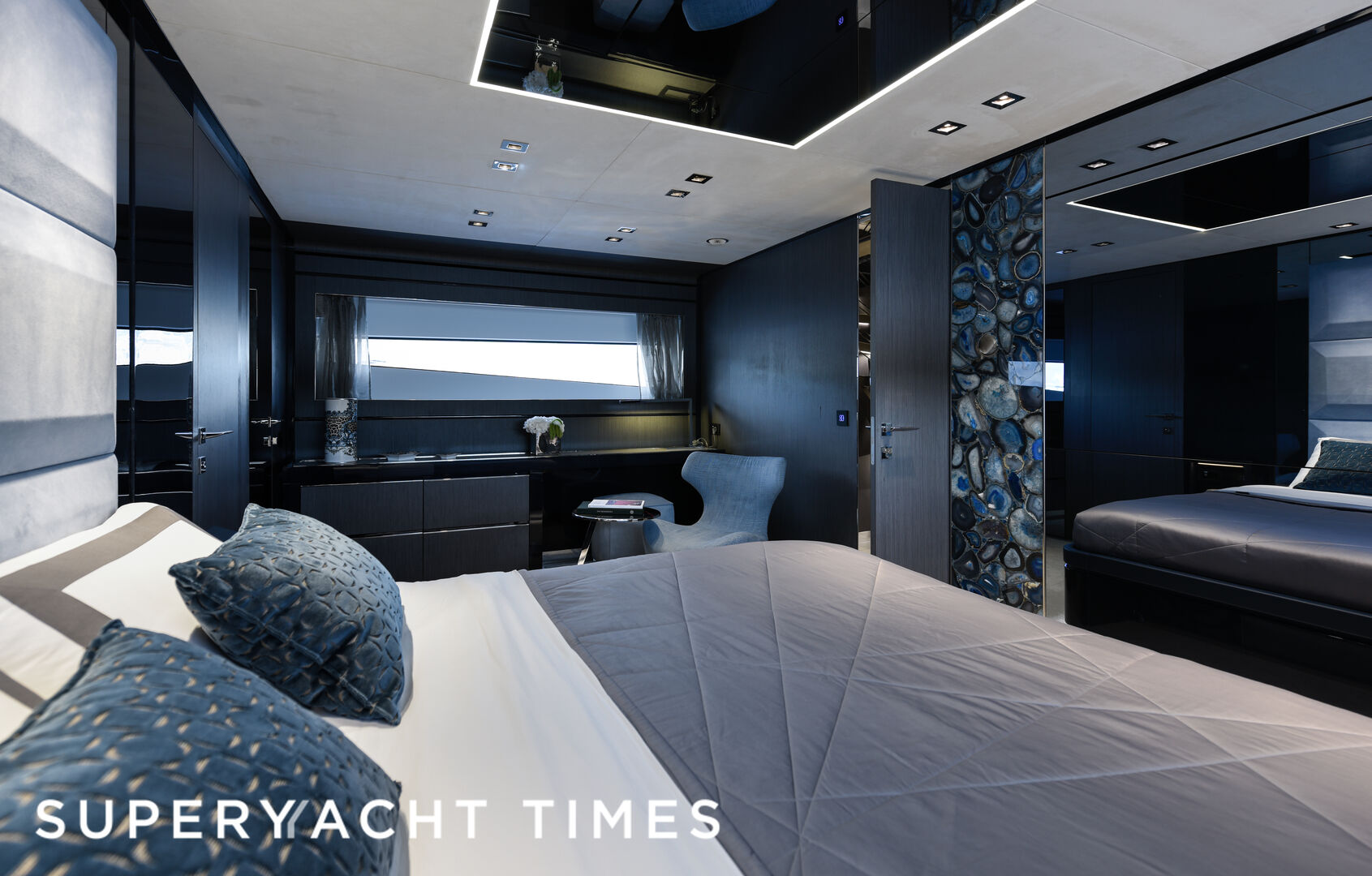 Cadet V Illumen 28m motor yacht stateroom