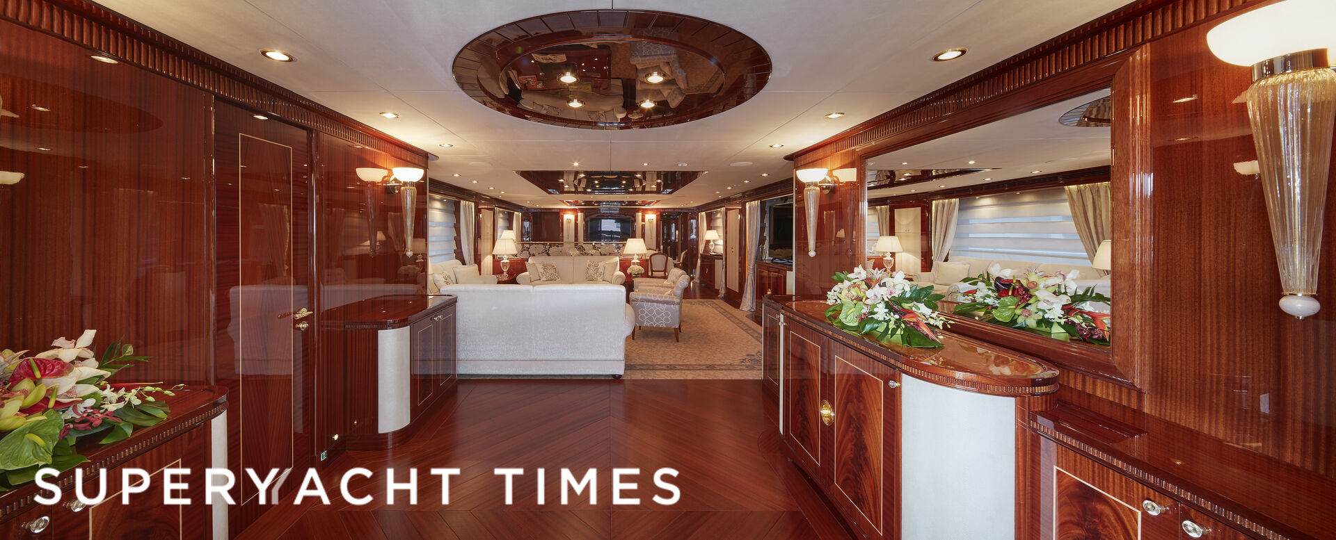 Forwin yacht interior 
