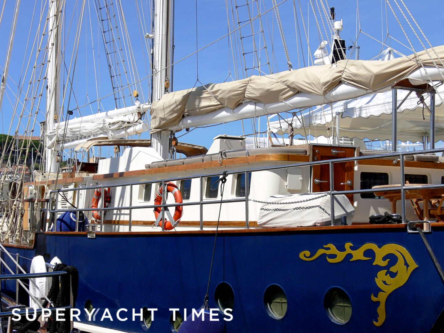 Mephisto yacht in Cannes