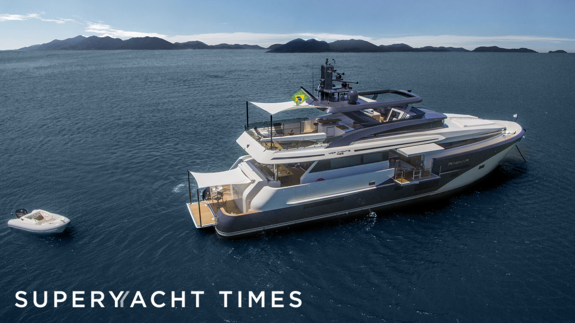 Ragnar yacht anchored