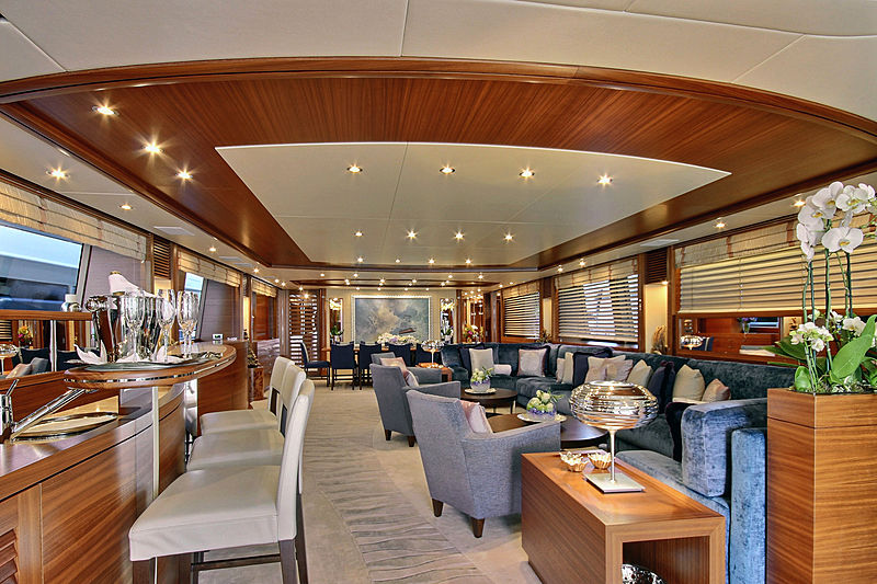 Balista yacht saloon