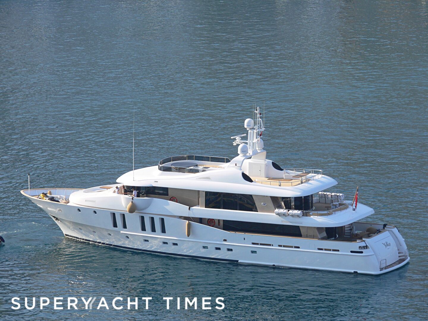 Yuko yacht leaving Monaco 