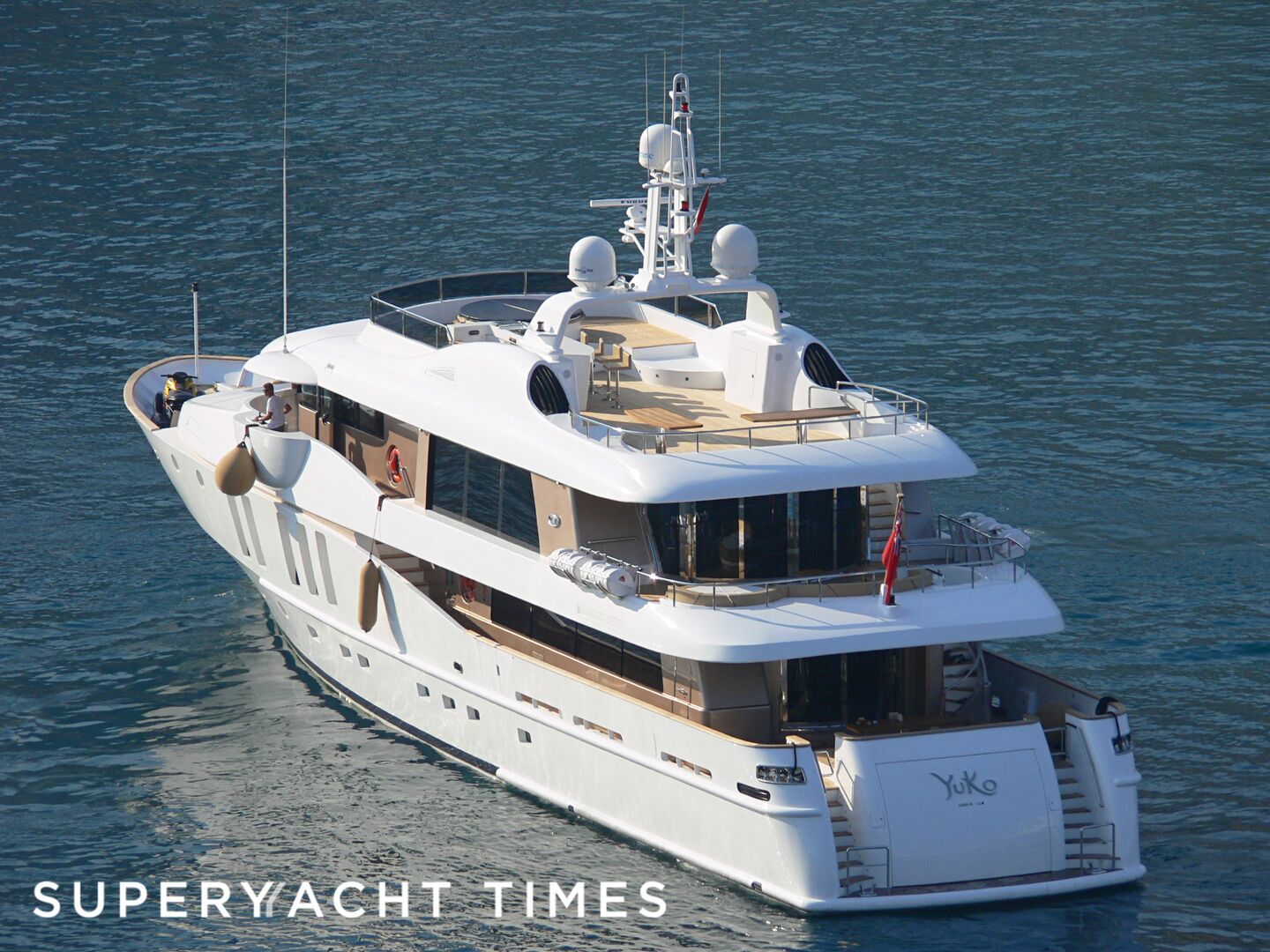 Yuko yacht leaving Monaco 