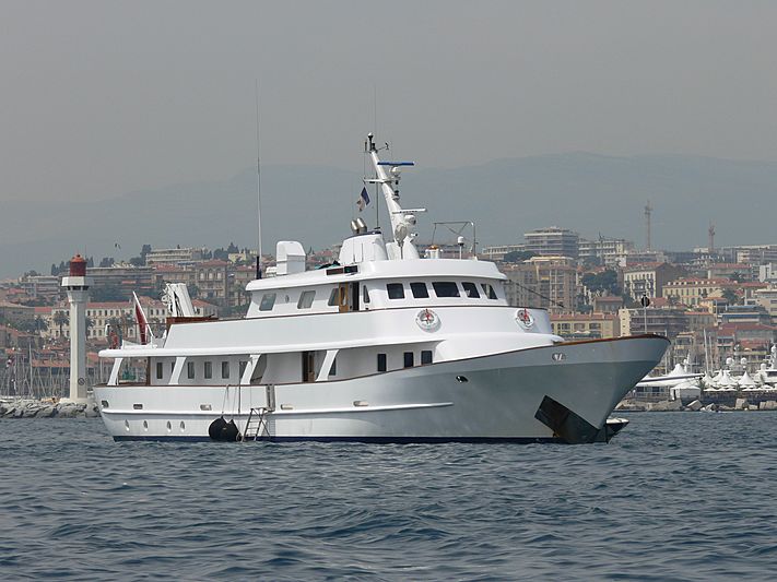 Lady Penelope of Beauport Yacht 35m Howard & Sons Superyacht Times