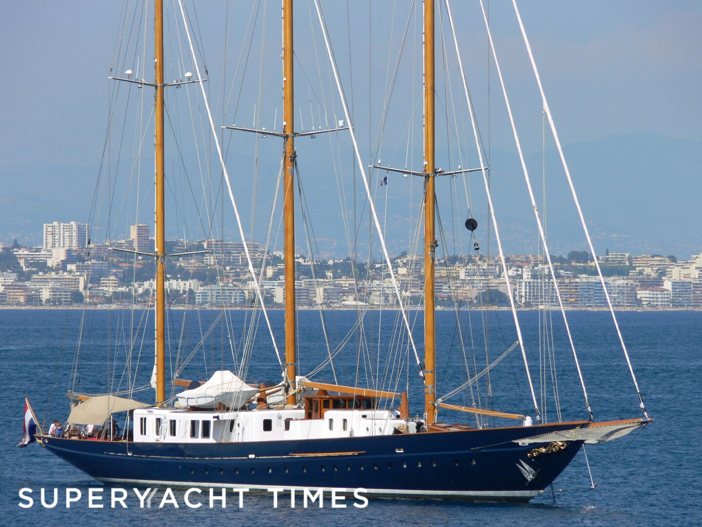 Fleurtje yacht anchored off Ile St. Marguerite