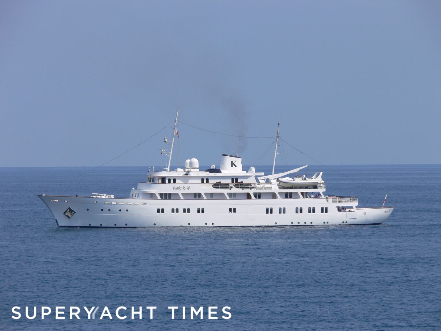 Lady K II yacht arriving in Port Hercule