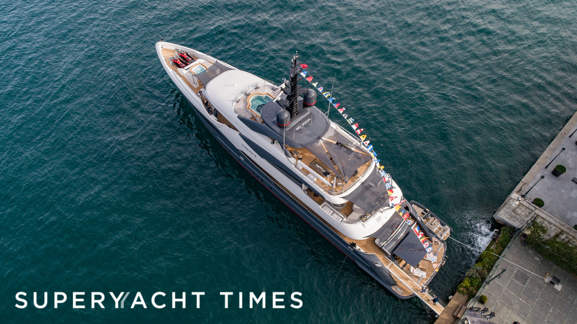 Starburst III yacht in Istanbul