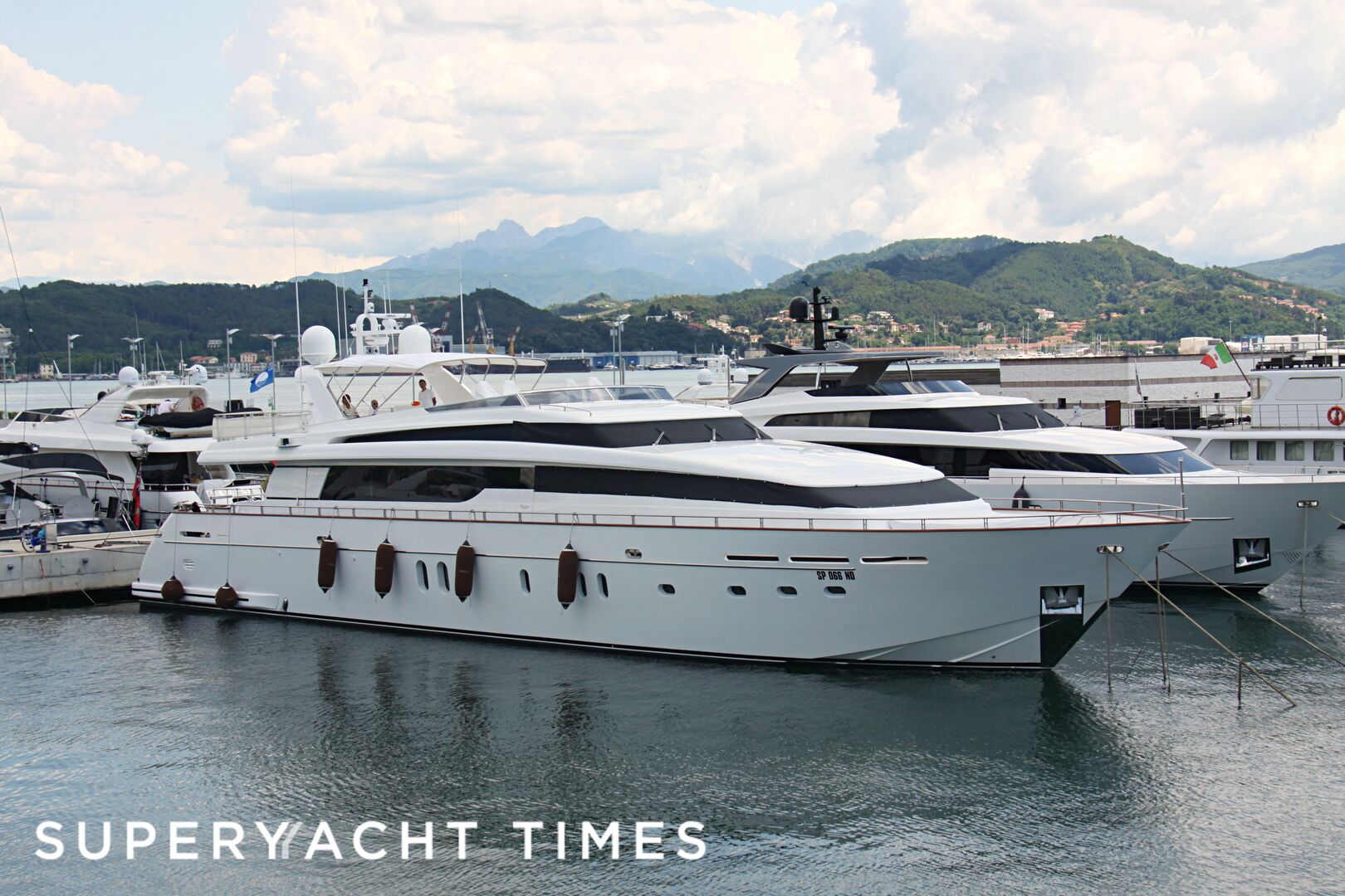 Tabata yacht in La Spezia