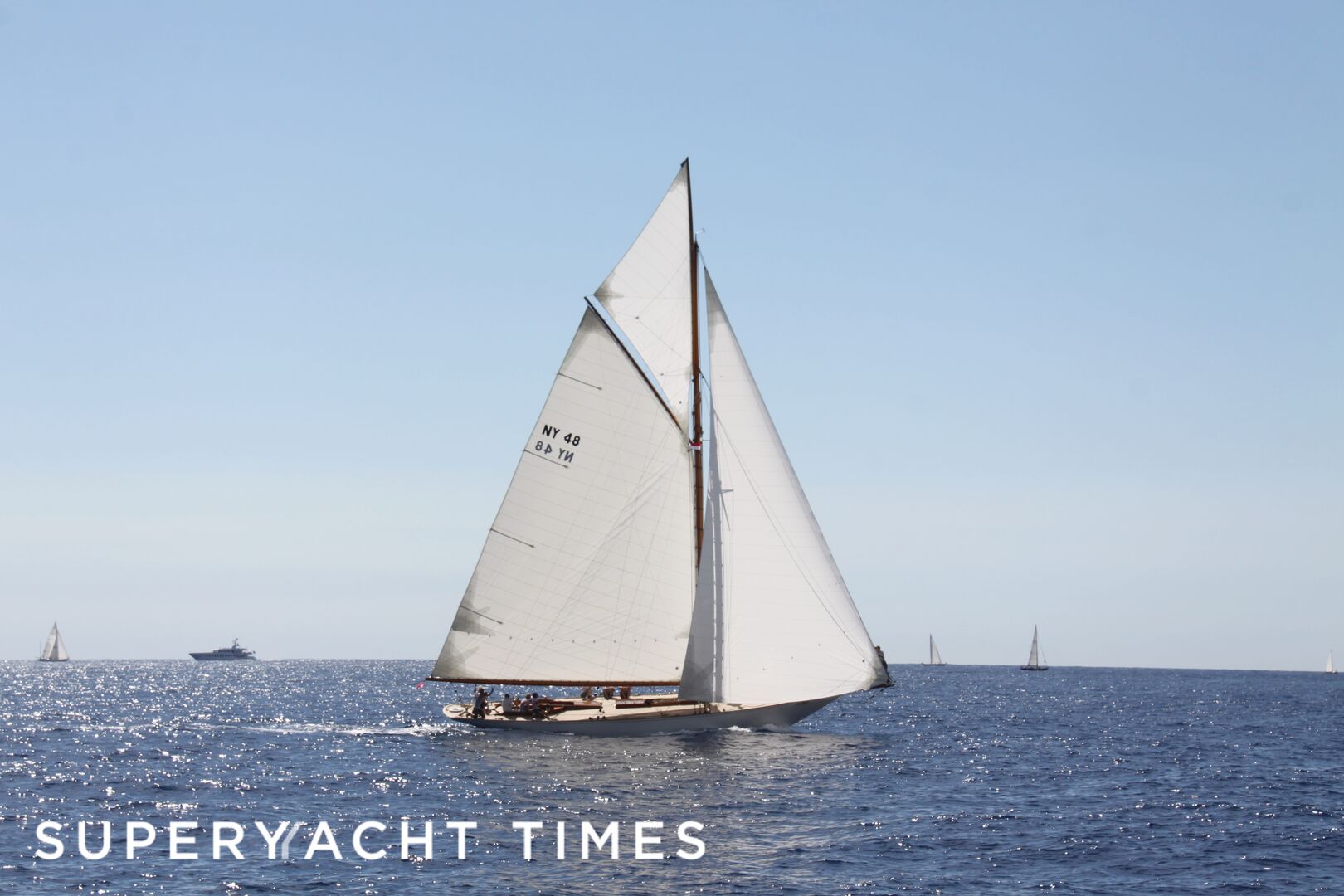 31m sailing yacht Moonbeam of Fife III for sale