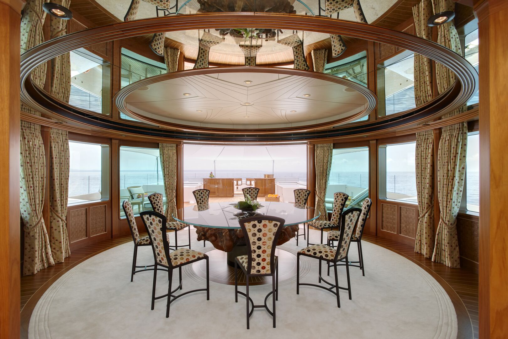 Lady Christine yacht dining room