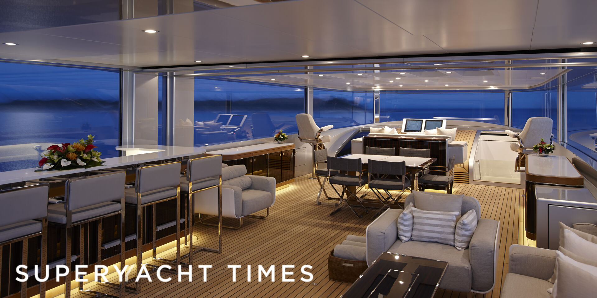 Como yacht sundeck