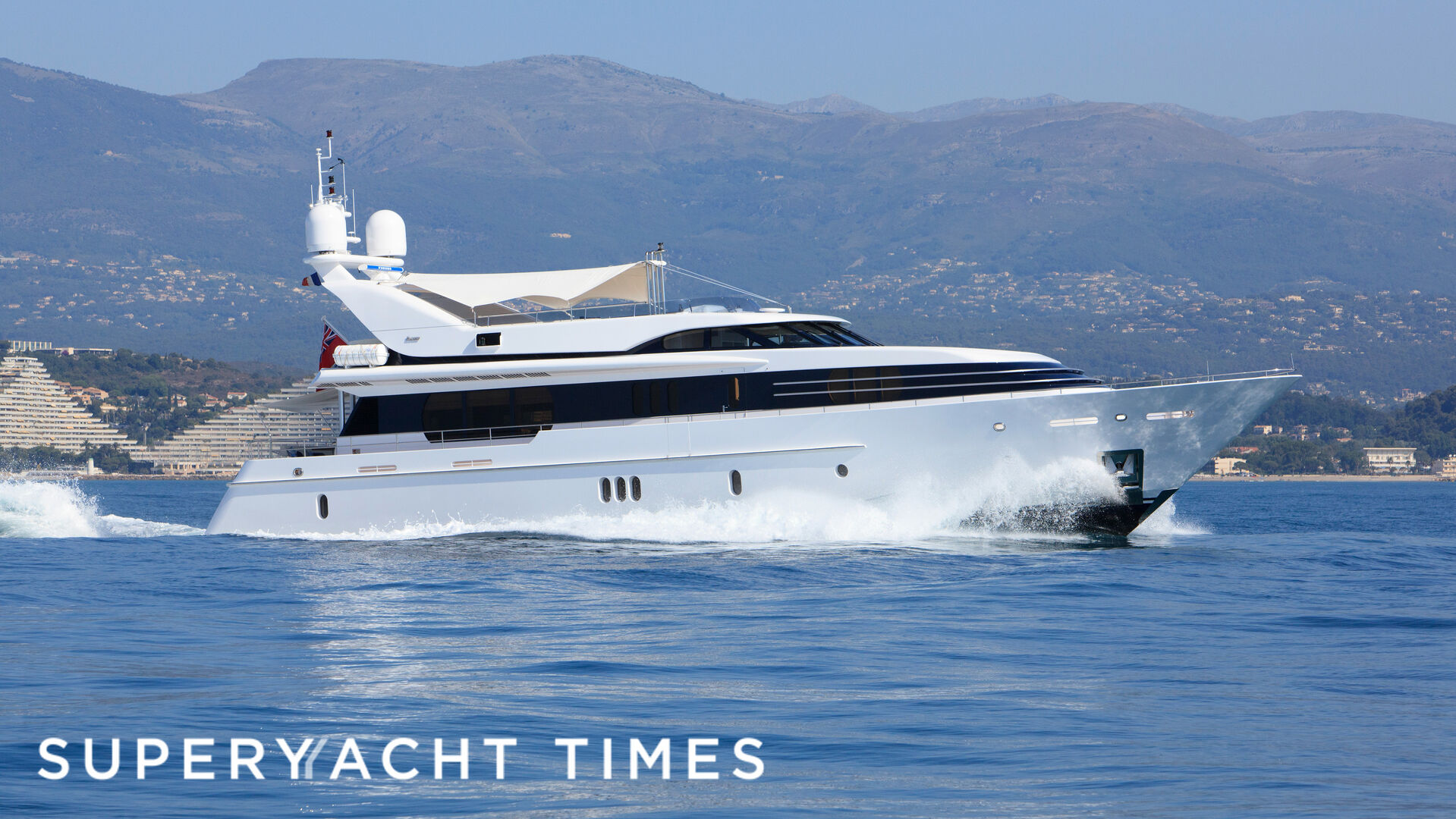 30m Feadship motor yacht La Mascarade for sale