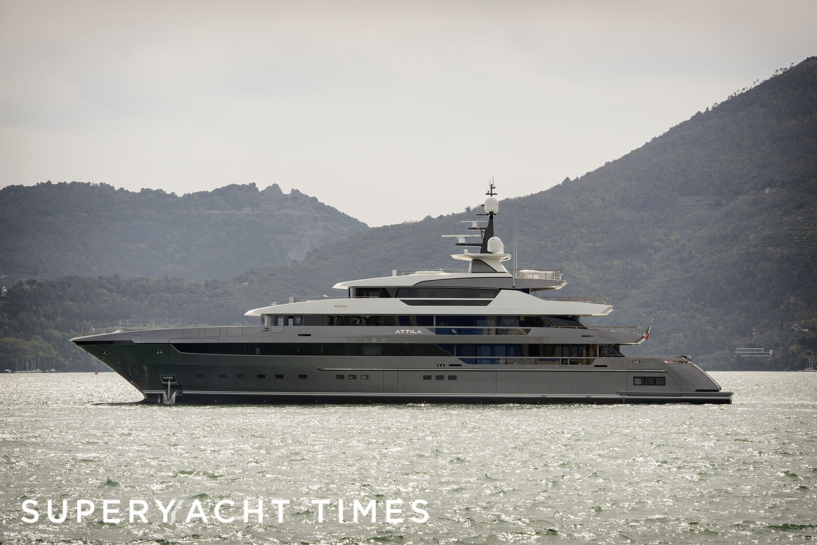 Attila yacht