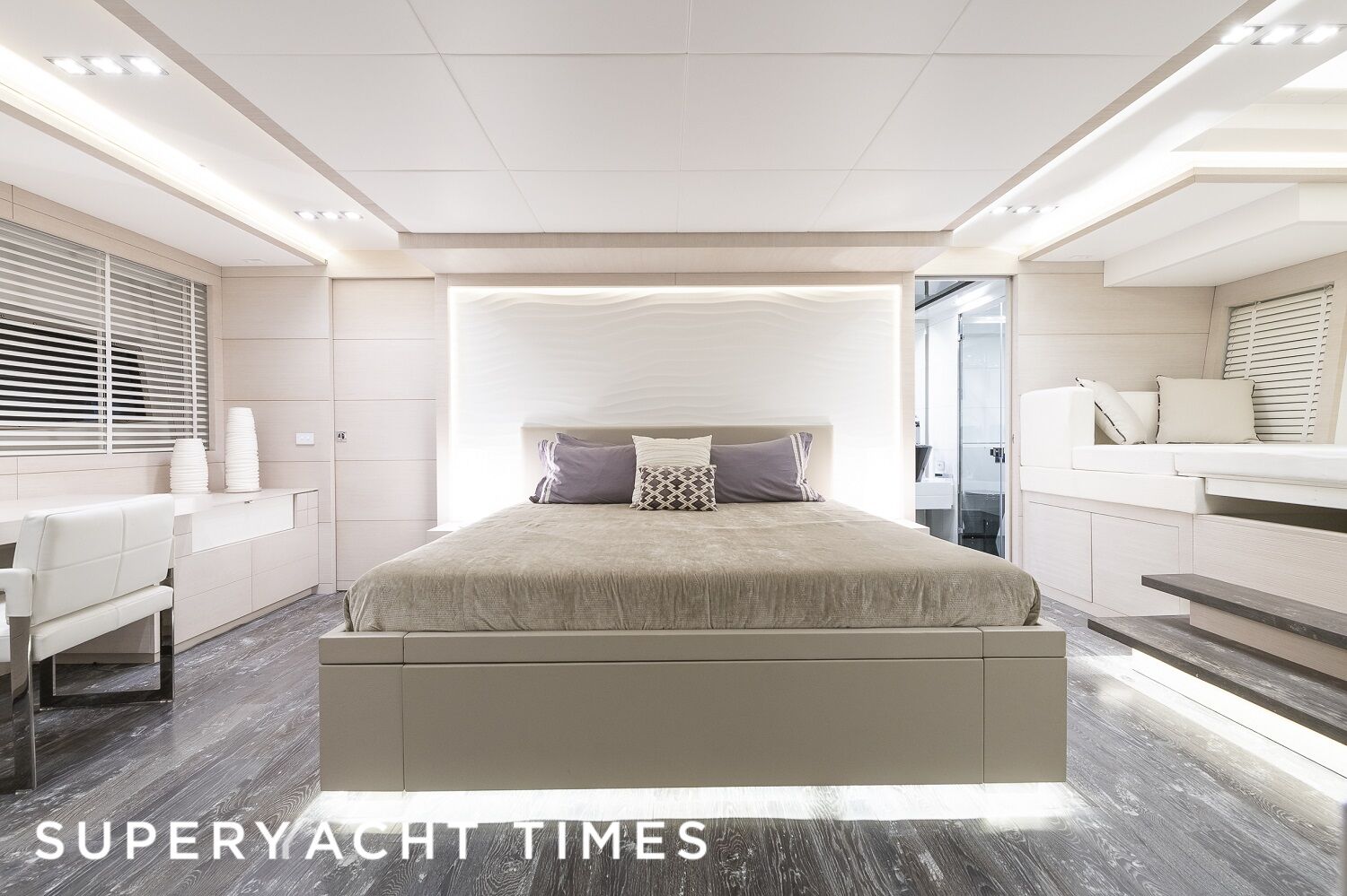Seafire yacht stateroom